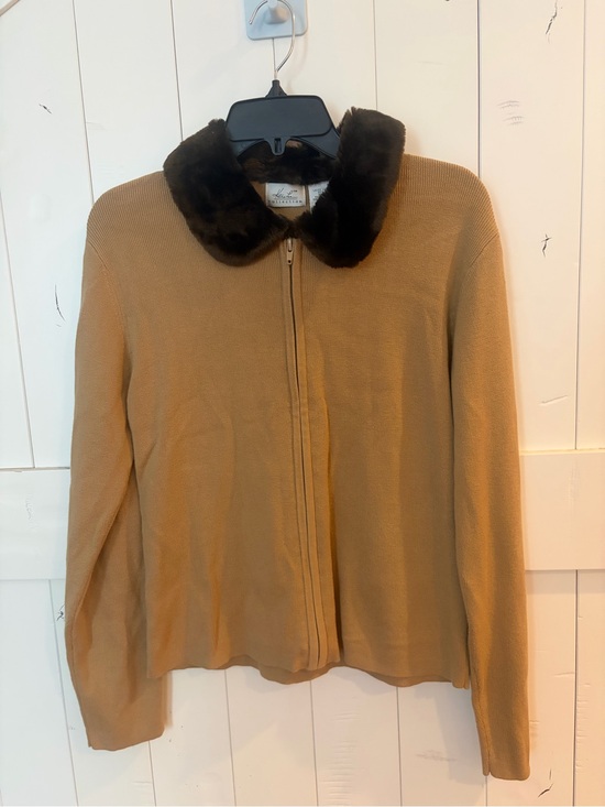 Vintage Sweaters - Vintage Camel Zip-Front Cardigan with Dark Brown Faux Fur Collar